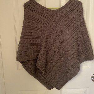 Gray short Poncho